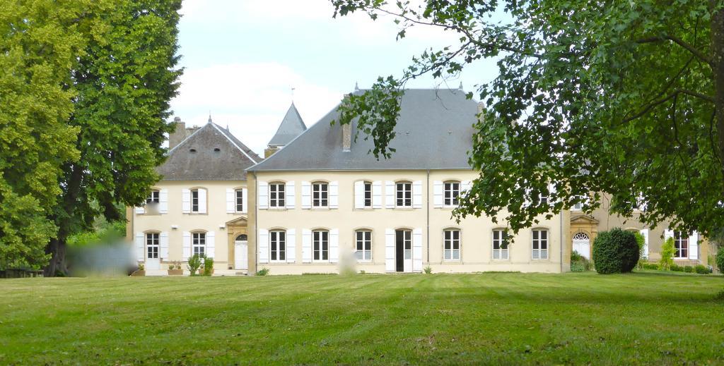Maison D'Hotes Le Chateau De Puxe Экстерьер фото