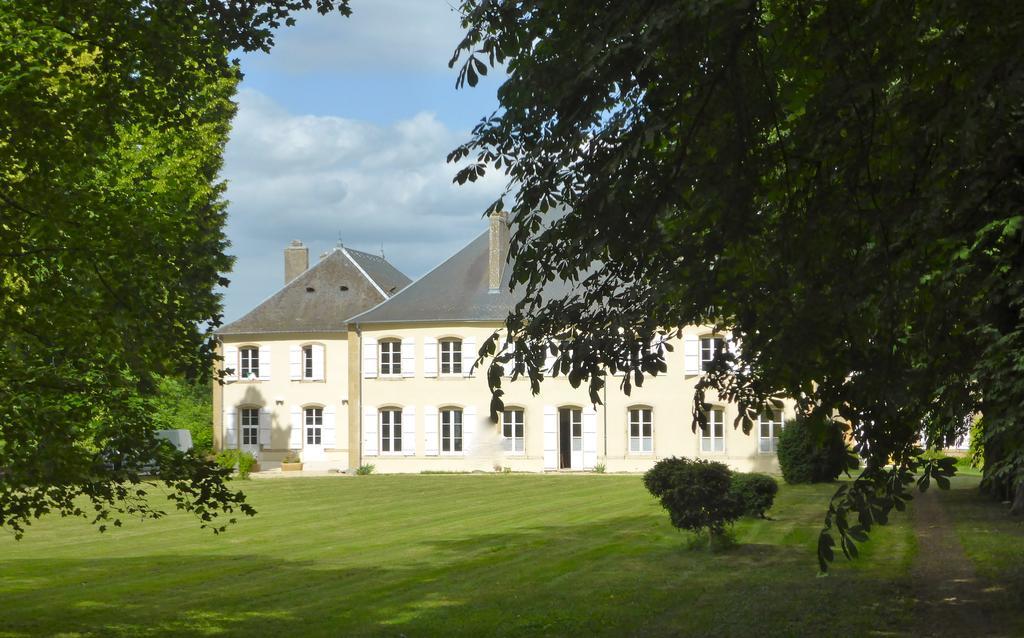 Maison D'Hotes Le Chateau De Puxe Экстерьер фото
