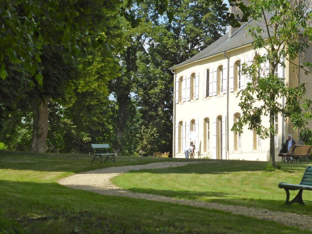 Maison D'Hotes Le Chateau De Puxe Экстерьер фото