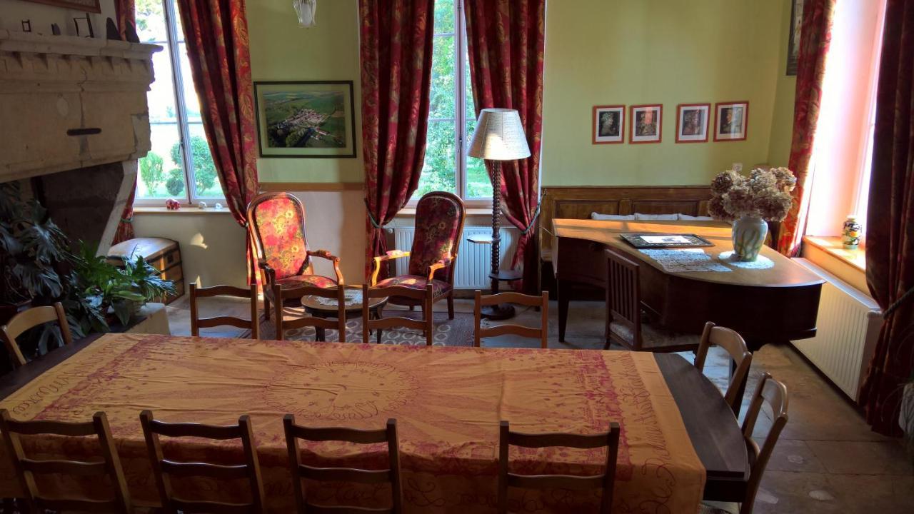Maison D'Hotes Le Chateau De Puxe Экстерьер фото